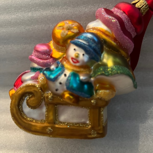 4 Snowmen In A Sleigh Glass Christmas/Holiday Ornament - Picture 6 of 9